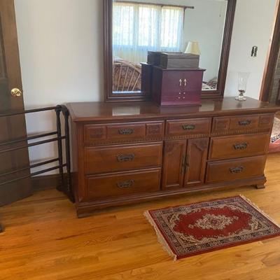 Estate Sales By Olga in Bridgewater, NJ