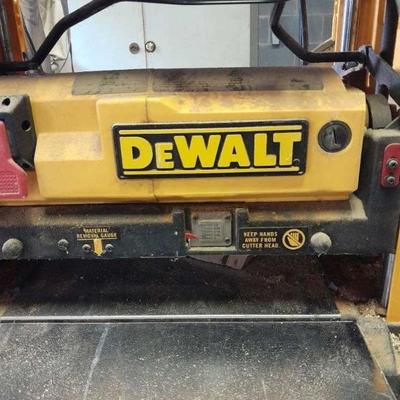 Dewalt DW733 planer