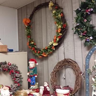 Seasonal decor