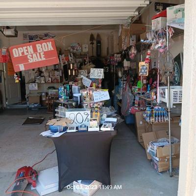 Estate sale photo