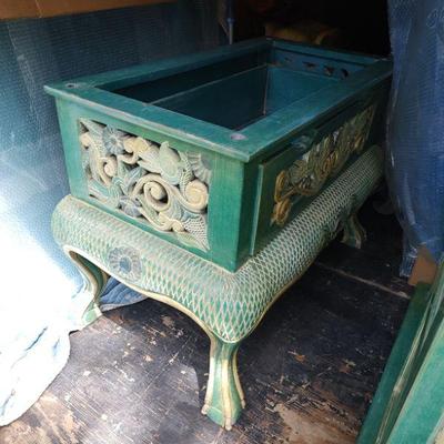 Bottom piece