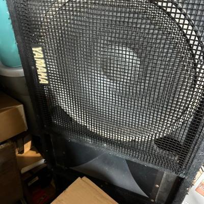 Yamaha speakers