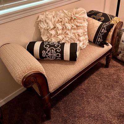 Scroll bench & lots decorative pillows