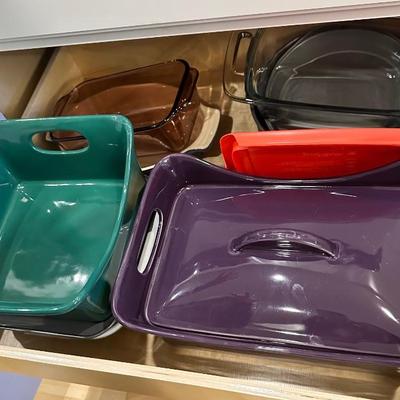 Rachel Ray bakeware & serving dishes