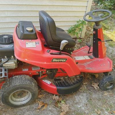 Snapper RE 110 riding mower