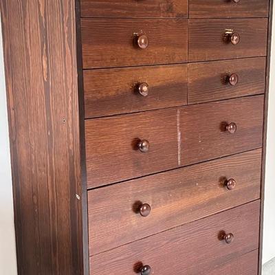 Chest of drawers