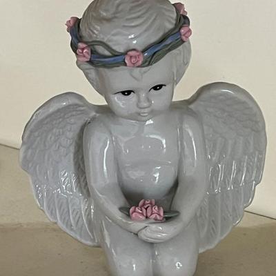 Abgel figurine