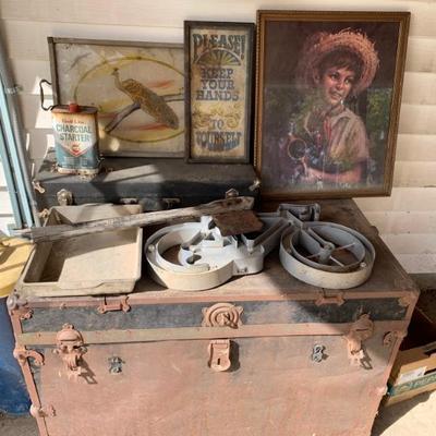 Estate sale photo