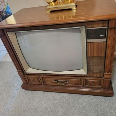 RCA color trak console TV