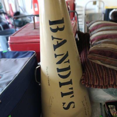 Vintage cheer megaphone
GO BANDITS!!