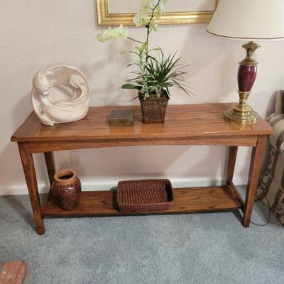 Sofa table
52x17x26