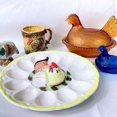 RIHI985 Vintage Turkeys & Chickens	Deviled egg plate with rooster figurine that hold toothpicks, Japan. Â Ceramic decorative Turkey,...