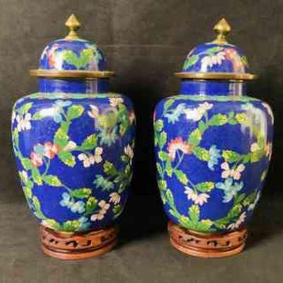 GRLE215 2 Vintage Blue Chinese Vases	Both vases have a flower pattern to them. They also have some copper tone to them. Both vases do...