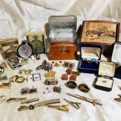 RIHI100 Large Lot, Assortment Vintage Menâ€™s Accessories	Collection of items from several small boxes, of men's items. Two Boy Scout...