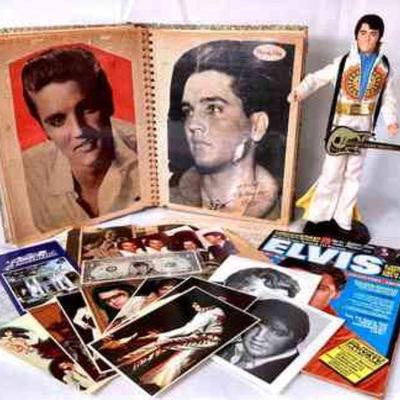 RIHI918 Retro Elvis Memorobilia	Photo album full of newspaper articles, photos, and more. Â RCA 45RPM YOU DON'T KNOW ME album, Elvis...