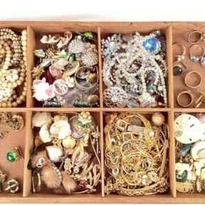 RIHI961 Large Assortment Of Vintage Jewelry	Wooden box full of vintage necklaces, rings, earrings, lockets, brooches, and more!
