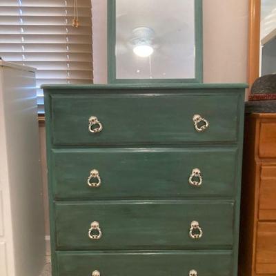 Dresser