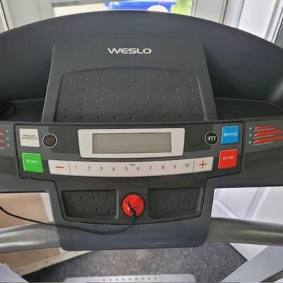 WESLO Compact Fold-up Tread Mill