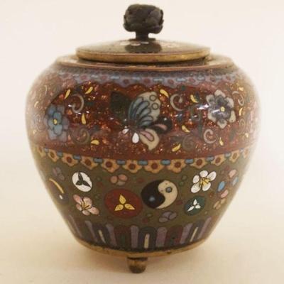 1023	ANTIQUE CLOISONNE ROUND COVERED URN, APPROXIMATELY 4 IN HIGH
