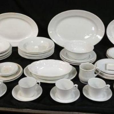1139	LOT OF 74 PIECES OF IRONSTONE DINNERWARE
