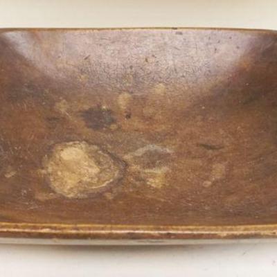 1100	ANTIQUE WOOD TRENCHER BOWL, AGE CRACKS, APPROXIMATELY 21 IN X 14 IN X 5 IN
