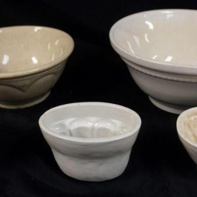 1143	5 PIECE IRONSTONE LOT, 2 LARGE MIXING BOWLS & 3 FOOD MOLDS, LARGEST BOWL APPROXIMATELY 13 1/2 IN X 6 1/2 IN
