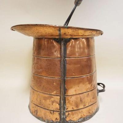 1058	LARGE COPPER PAIL/MEASURE W/HANDLE & SPOUT, APROXIMATELY 14 1/4 IN X 13 IN HIGH
