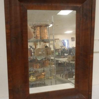 1187	ANTIQUE OGEE FRAMED MIRROR, APPROXIMATELY 21 IN X 29 IN
