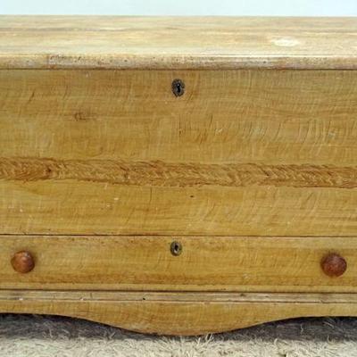 1234A	ANTIQUE GRAIN PANTED 6 BOARD BLANKET CHEST WITH DOVETAILED GLOVE BOX AND BEVELED FRONT DRAWER AT BASE, APPROXIMATELY 45 IN X 20 IN...