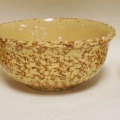 1153	LOT OF 3 YELLOWARE BOWLS, ONE SPATTER & 2 W/BROWN & CREAM COLORED BANDS, LARGEST APPROXIMATELY 9 1/2 IN X 4 1/4 IN
