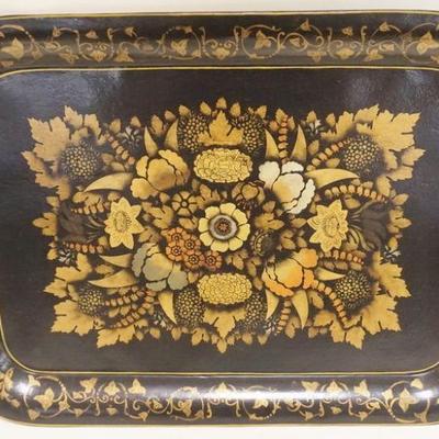 1089	ANTIQUE TOLE DECORATED TRAY, DOUBLE HANDLED, APPROXIMATELY 19 IN X 26 IN
