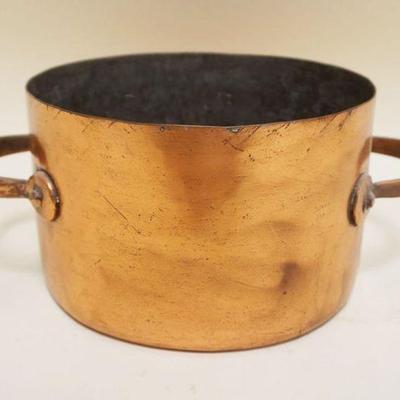 1053	ANTIQUE COPPER DOUBLE HANDLED POT W/DOVETAILED BOTTOM, APPROXIMATELY 12 IN X 5 1/4 IN HIGH
