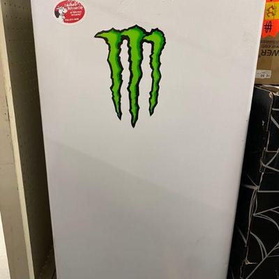 Mini refrigerator 