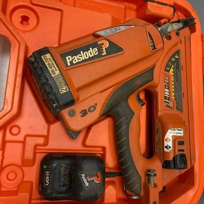 Paslode CF325XP Nail Gun in Case