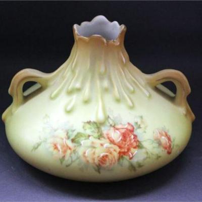 Lot 076  
Victorian Hand Painted Porcelain Bud Vase