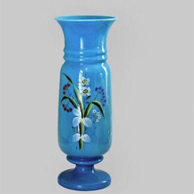 Lot 079   
Antique Opague French Blue BRISTOL Vase