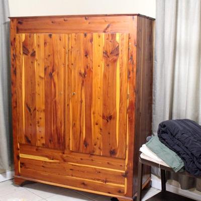 Cedar robe