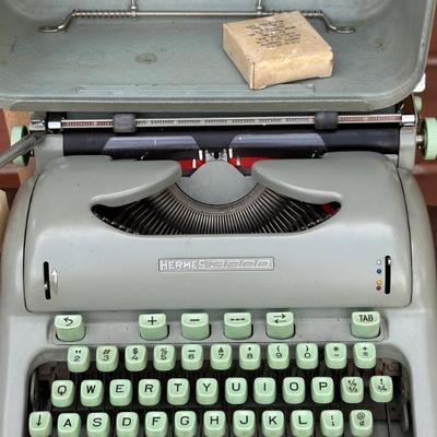 HERMES Typewriter 