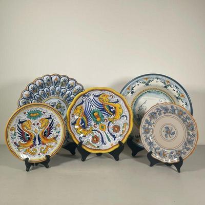 (5PC) DECORATIVE HANGING PLATES | Depicting floral scenes, a dog, and two with a pair of dragons. - dia. 11.5 in (largest) 