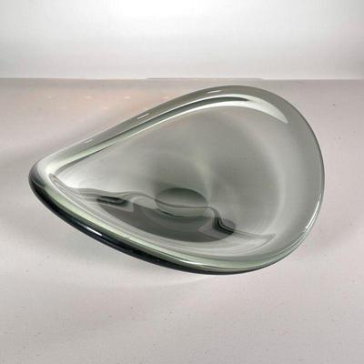 HOLMEGAARD ART GLASS BOWL | Curved green glass bowl engraved 