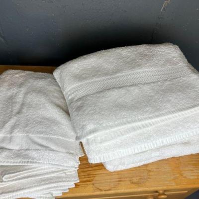Set Of Four New Martex All Cotton White Towels