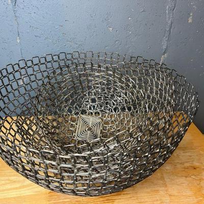 Set Of Three LARGE Cantoni Geometric Metal Wire Bowls