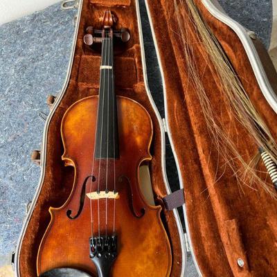 Lewis And Son Ton-Klar Violin And Bow In Case