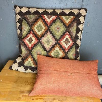 Throw Pillow Duo In Harvest Tones