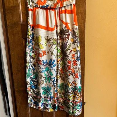 Loads of vintage clothes, mostly XS-M, lots of funky and unique pieces, many from Ulla Johnsonâ€™s Nadya brand which is handmade in Bali...