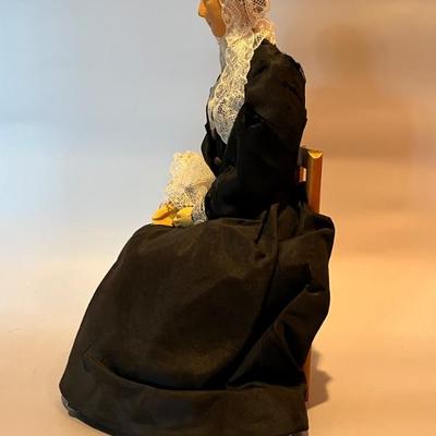 hand carved wooden doll, Whistler's Mother