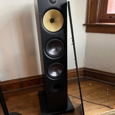 pair of Bowers & Wilkins tower speakers, model 683 S2