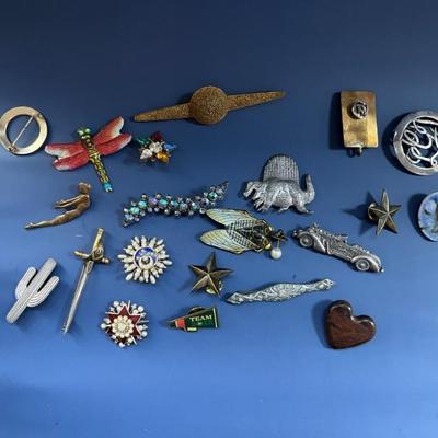Vintage costume jewelry, many pieces from India, Africa, Mexico, as well as Native American and Alaskan pieces, tons of necklaces,...