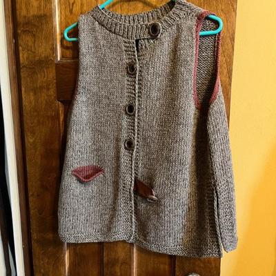 Loads of vintage clothes, mostly XS-M, lots of funky and unique pieces, many from Ulla Johnsonâ€™s Nadya brand which is handmade in Bali...