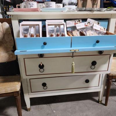 This midcentury vintage dresser is amazing